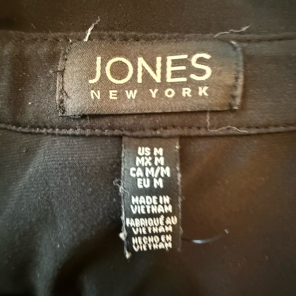 Jones New York Black Shirt with Button Accents - Picture 4 of 6